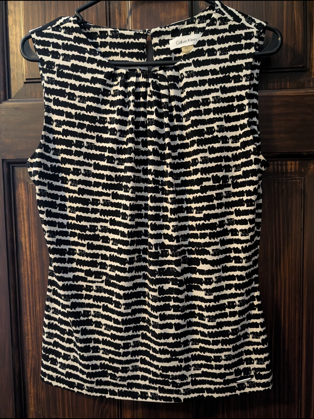 Calvin Klein Black & White Abstract Stripe Sleeveless Top
